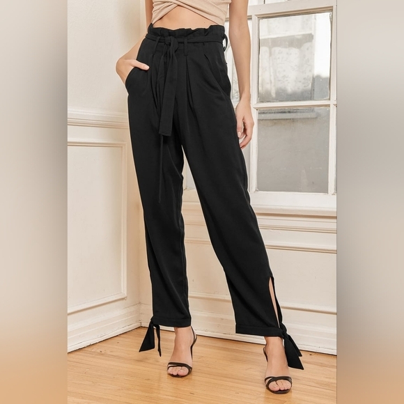 Lulus Pants - NWT Lulu's Dress Pants XL Black